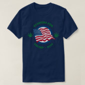 トランプ2020雑草アメリカ国旗の共和国のためのストーナー Tシャツ (デザイン正面)