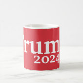 トランプ2024キャ赤と白ンパ大統領のー コーヒーマグカップ (中央)