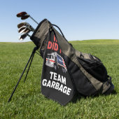 トランプ2024トラックのゴミ私たちはチームのゴミを行った ゴルフタオル (グリーン)