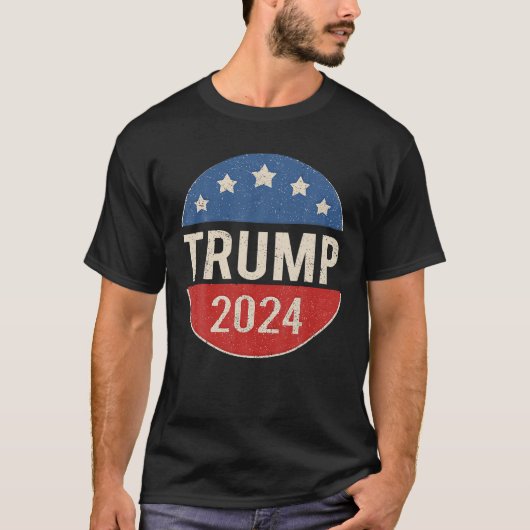 トランプ2024レトロキャンペーンボタン再プレシデン選ズ Tシャツ (正面)