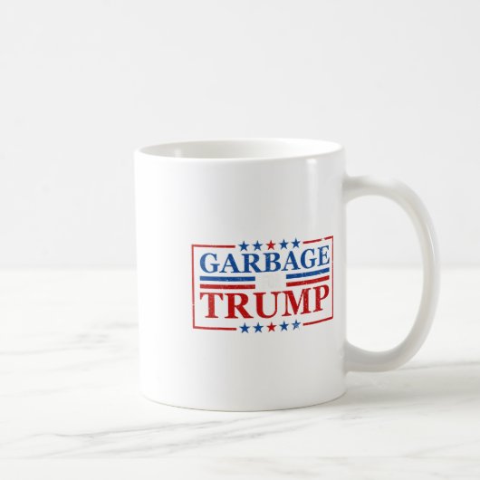 トランプ2024大統領のためのトランプごみ用のごみ コーヒーマグカップ (右)
