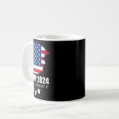 トランプ2024彼はそれを乗り越えて勝った コーヒーマグカップ (正面左)