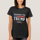 トランプ2024愛国的なアメリカ国旗のために Tシャツ (正面)