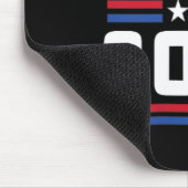 トランプ2024有罪判決おもしろいを受けたフェロンと立つ マウスパッド (コーナー)