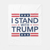 トランプ2024私はトランプのサポートプレジデントと立つ フリースブランケット (正面)