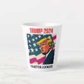 トランプ2024私は見た方が良い カフェラテマグ (正面)