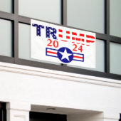 トランプ2024 横断幕 (ビルの外側)