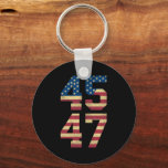 トランプ2024 45 47ヴィンテージアメリカ国旗のレトロ4547 キーホルダー<br><div class="desc">トランプ2024 45 47ヴィンテージアメリカ国旗のレトロ4547トランプ2024</div>