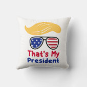 トランプ47 – それは私の大統領である クッション (裏面)