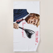 トランプ：もっと偉大な年を！ ビーチタオル (正面)