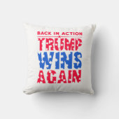 トランプ – アクションに戻るトランプが再び勝利 クッション (正面)