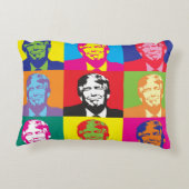 トランプ・アーポップ・アートのト大統領 アクセントクッション (裏面)