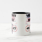 トランプ・ビクトリー・ダンス ツートーンマグカップ (中央)