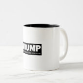 トランプ – 私は政治家ではない、私はブランドである ツートーンマグカップ (正面右)