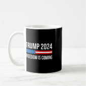 トランプ - 自由が来る -  コーヒーマグカップ (左)