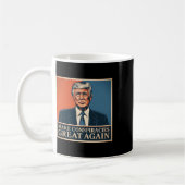 トランプ、陰謀論を再び偉大に 7 コーヒーマグカップ (左)