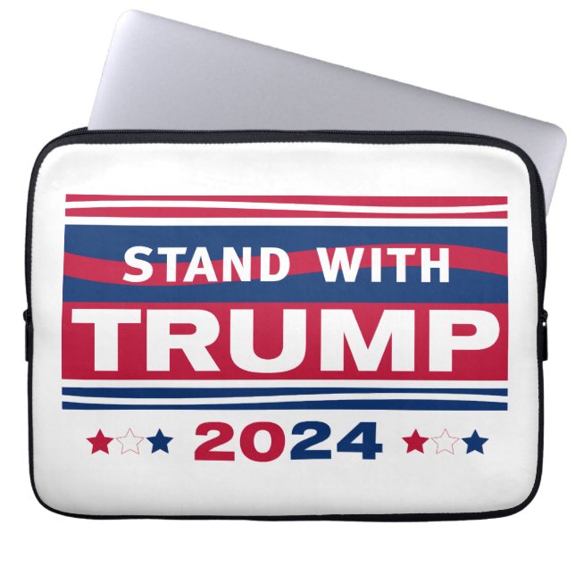 トランプ～2024～MAGA ラップトップスリーブ (正面)