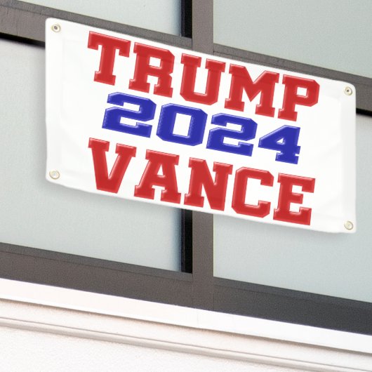 トランプVance 2024 横断幕 (ビルの外側)