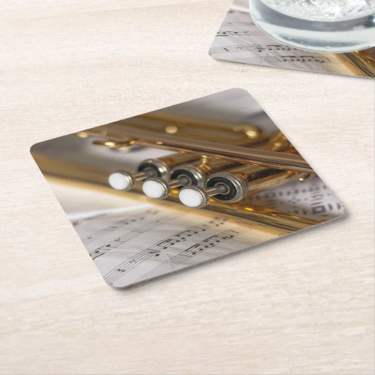 トランペットと楽譜真鍮楽器 スクエアペーパーコースター (アングル)