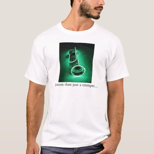 トランペットはライフスタイルです Tシャツ (正面)