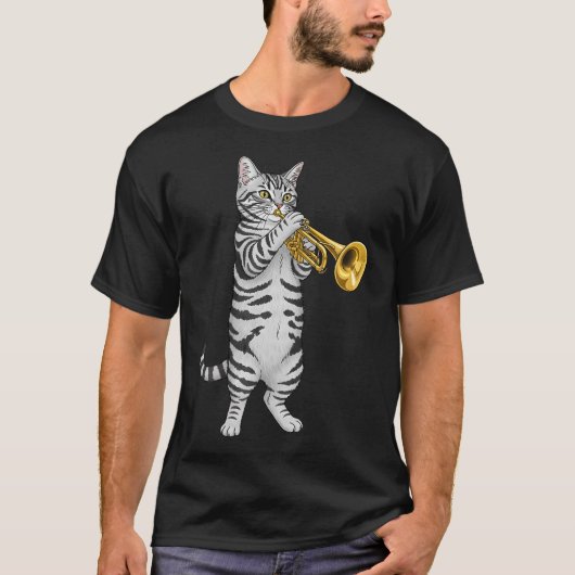 トランペットを演奏する猫 マーチングバンド 男女兼用 Tシャツ (正面)