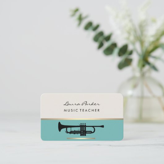 トランペットミュージシャン音楽先生楽器金ゴールド 名刺 (スタンド正面)