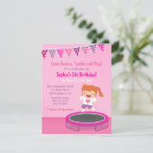 トランポリンに乗った女の子 キッズの誕生日パーティーの招待状 招待状 (スタンド正面)