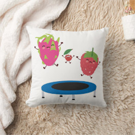 トランポリンに飛び乗る果物 クッション