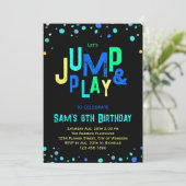 トランポリンの誕生日招待状 ジャンプ 遊び パーティー 招待状 (スタンド正面)