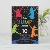 トランポリンカラフルパークジャンプ子供の誕生日パーティー 招待状 (スタンド正面)