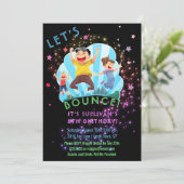 トランポリンジャンプ子供の誕生日パーティの招待状 招待状 (スタンド正面)