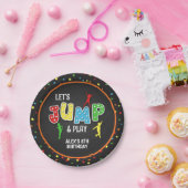 トランポリンバースデーパーティプレート-ボーイ ペーパープレート (パーティー)