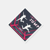 トランポリン公園赤い誕生日パーティーを飛ぼう スタンダードカクテルナプキン (角)