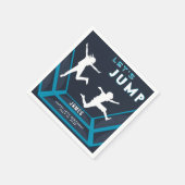 トランポリン公園青い誕生日パーティーを飛ぼう スタンダードカクテルナプキン (角)