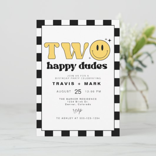 トラヴィスツハッピードゥデススマイル顔ファースト誕生日 招待状 (スタンド正面)