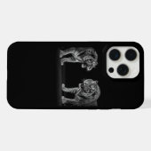 トラ対決 iPhone 15 Pro Max カー iPhoneケース (裏面横)