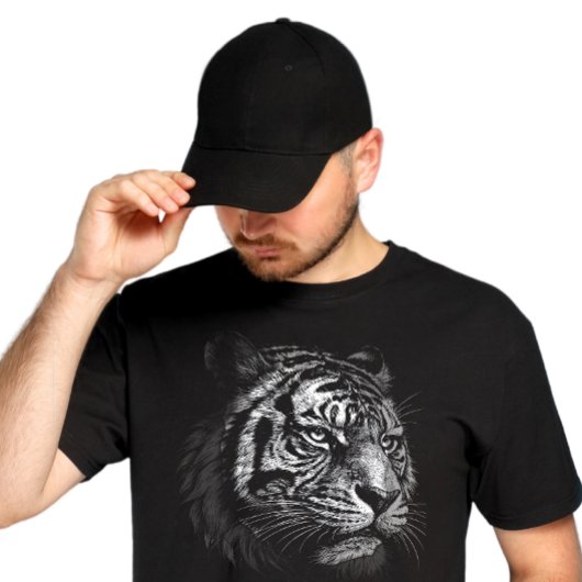 トラ虎Tシャツ - 壮麗でエレガント、そしてアグレッシブ Tシャツ