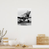 トラ飛んでいるガースP-40 Warhawk, 1941.ヴィンテージ写真 ポスター (キッチン)