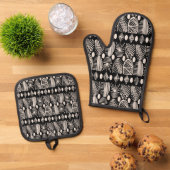 トリアカリブのルの泥の布:黒、白、 鍋つかみ&鍋敷きセット (トップダウン)