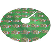 トリケラトプクリスマスグリーン ブラッシュドポリエステルツリースカート (アングル)