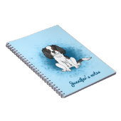 トリコラーカバリエキングチャールズスパニエル犬ドッグオンブルー ノートブック (右側)