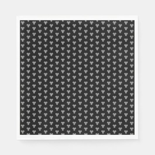 トリスケリオントリプルケルト螺旋状ナプキン スタンダードランチョンナプキン (正面)