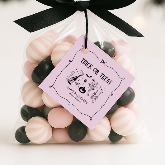 トリッお洒落クまたはトリート、ピンクのハロウィーン フェイバータグ