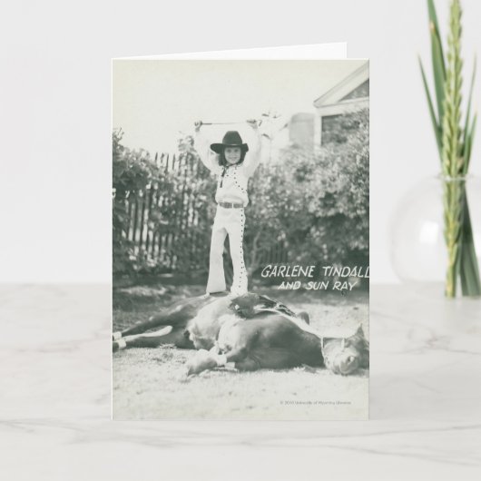 トリックの馬に立っているGarlene Tindall カード (正面)