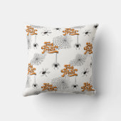 トリックまたはトリートタイポグラフィ(スパイダパターンID680) クッション (裏面)