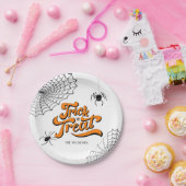 トリックまたはトリートタイポグラフィ(Spiders ID680) ペーパープレート (パーティー)