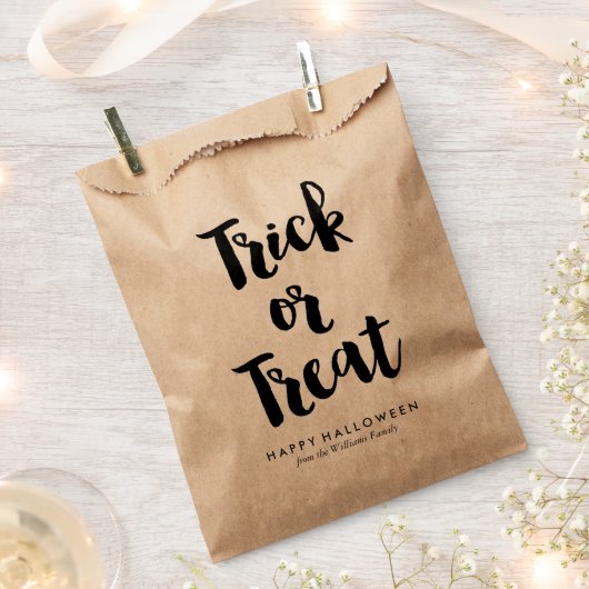 トリックまたはトリートハロウィーン フェイバーバッグ (クリップ留めされた状態)