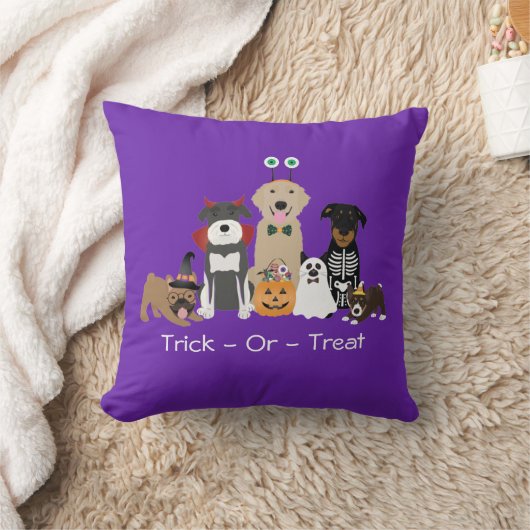 トリックまたはトリートペットハロウィーンコスチュームキーチェーン クッション (ブランケット)