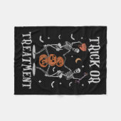 トリックまたはトリートメントPtフィジカルセラピーセラピストH フリースブランケット (正面(横))