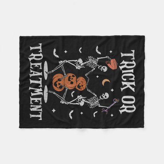 トリックまたはトリートメントPtフィジカルセラピーセラピストH フリースブランケット (正面(横))